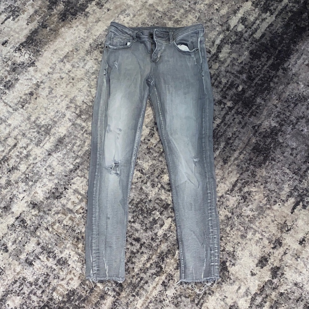 Gray skinny ripped  jeans